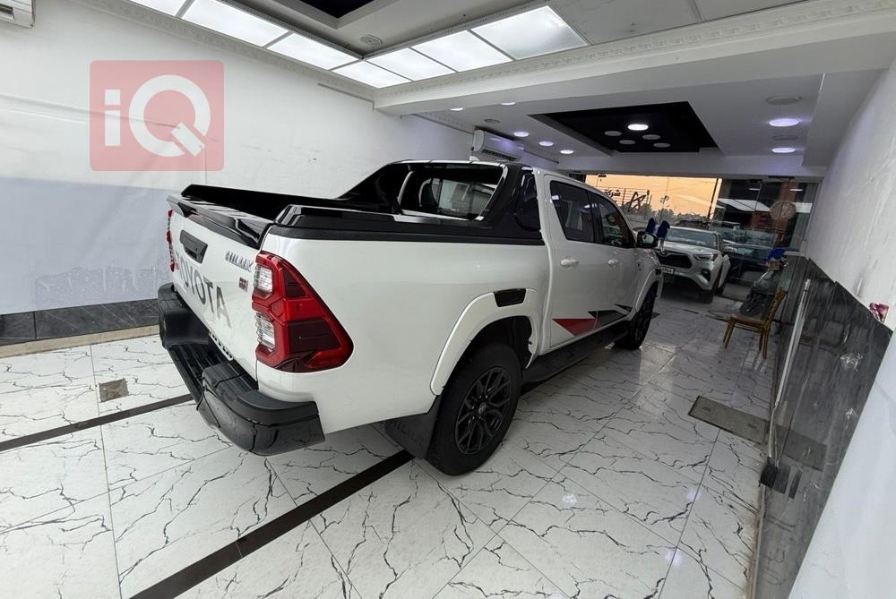 تۆیۆتا هایلۆکس